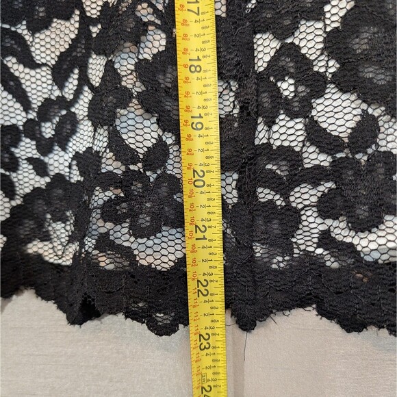 Notations Woman Petite MEDIUM Black Lace Over Ivory Knee Length Skirt Whimsygoth - Picture 6 of 13